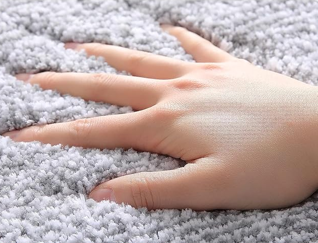 SMIRY Bath Mat – Ultra Soft Microfiber Bathroom Rug - Image 4